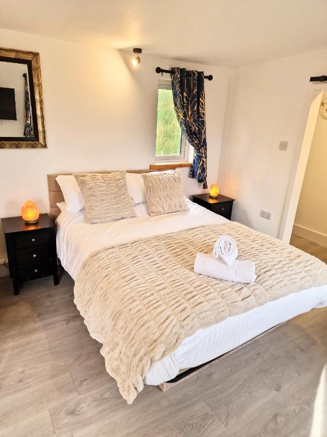 Kaoglen Fallow Pod - Luxury - Hot Tub - Pet Friendly Blairgowrie and Rattray Extérieur photo